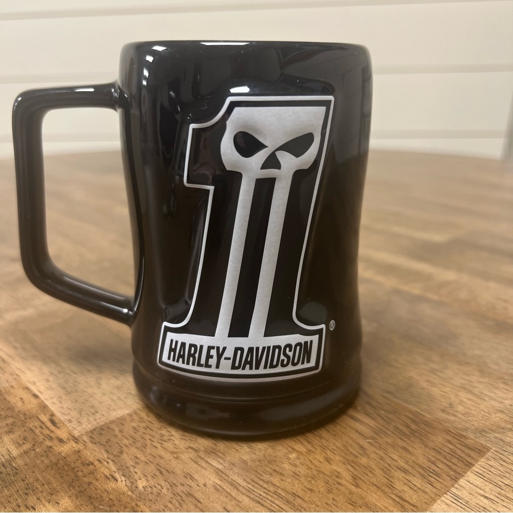 Harley Davidson #1 skull ceramic coffee mug.